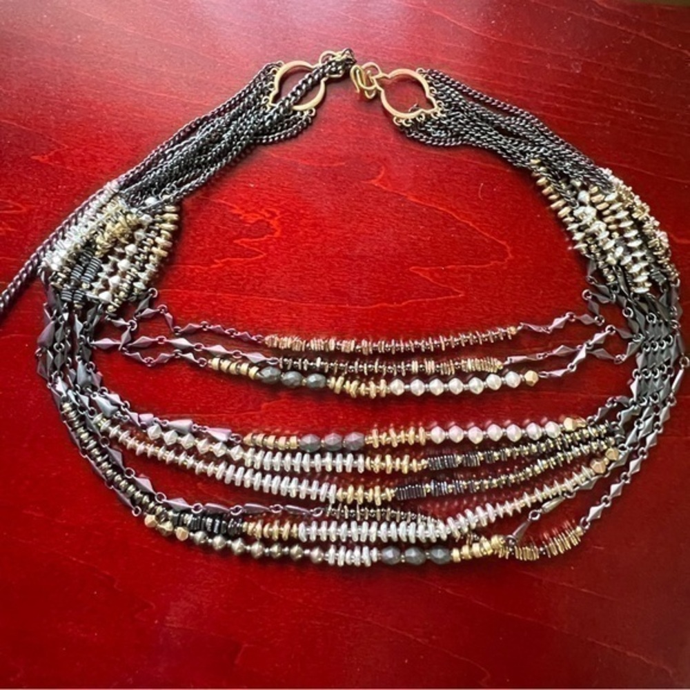 Stella and Dot necklace with extender chain